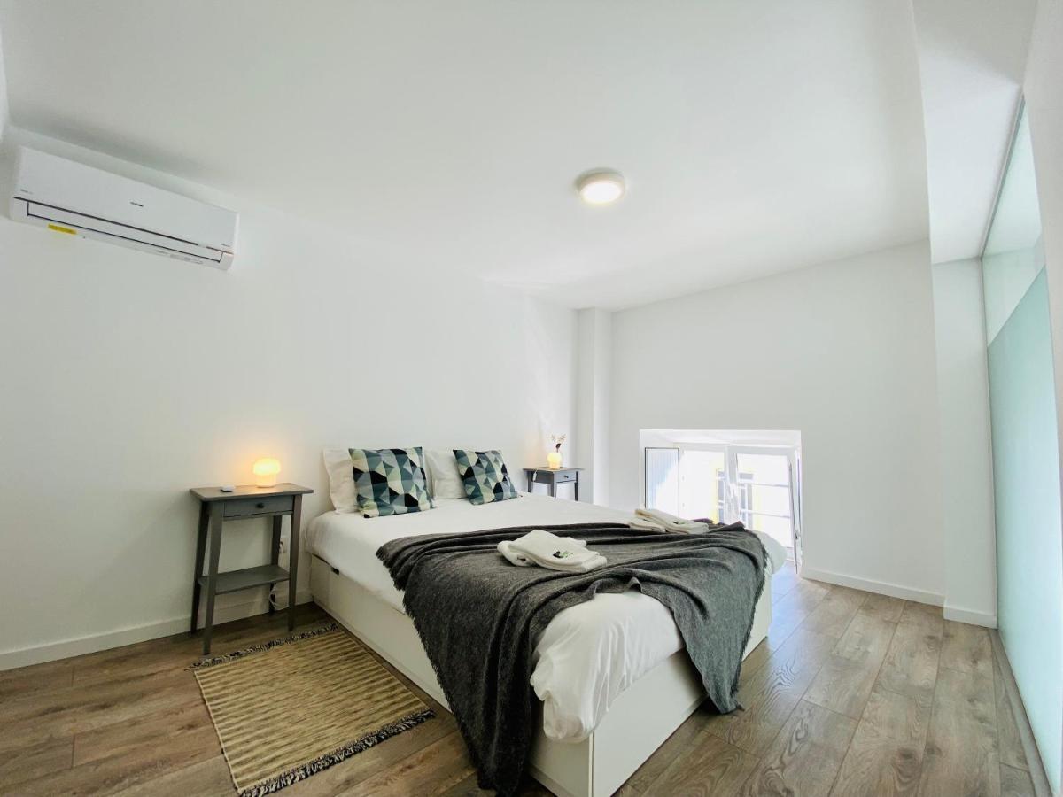 Tia Anica House I - Apartment With Terrace In Central Fuseta Beach Village Esterno foto